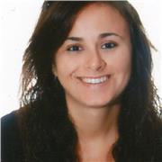 Imparto clases de inglés a niños de primaria y secundaria, así como asignaturas dadas en ese idioma como Social or Natural Science